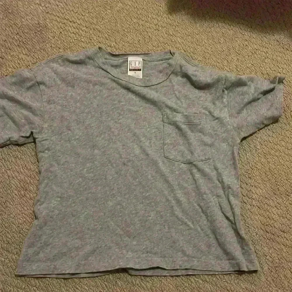 GAP grey shirt size small